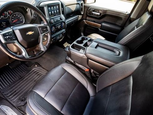 Used 2021 Chevrolet Silverado 1500 LT w/ Convenience Package II RWD image 7