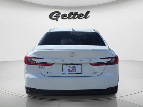 Used 2025 Toyota Camry LE w/ Convenience Package FWD image 5