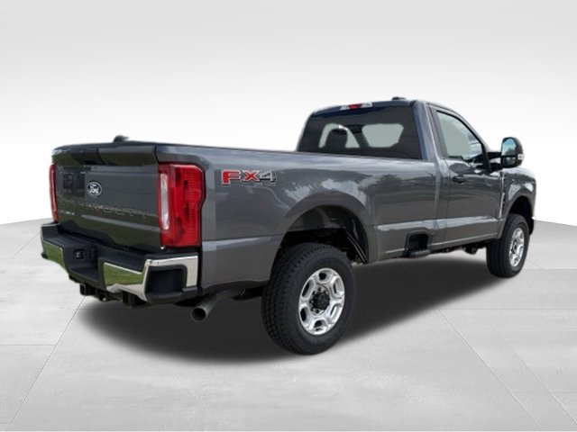 New 2027 Ford F350 XLT w/ FX4 Off-Road Package AWD/4WD image 15
