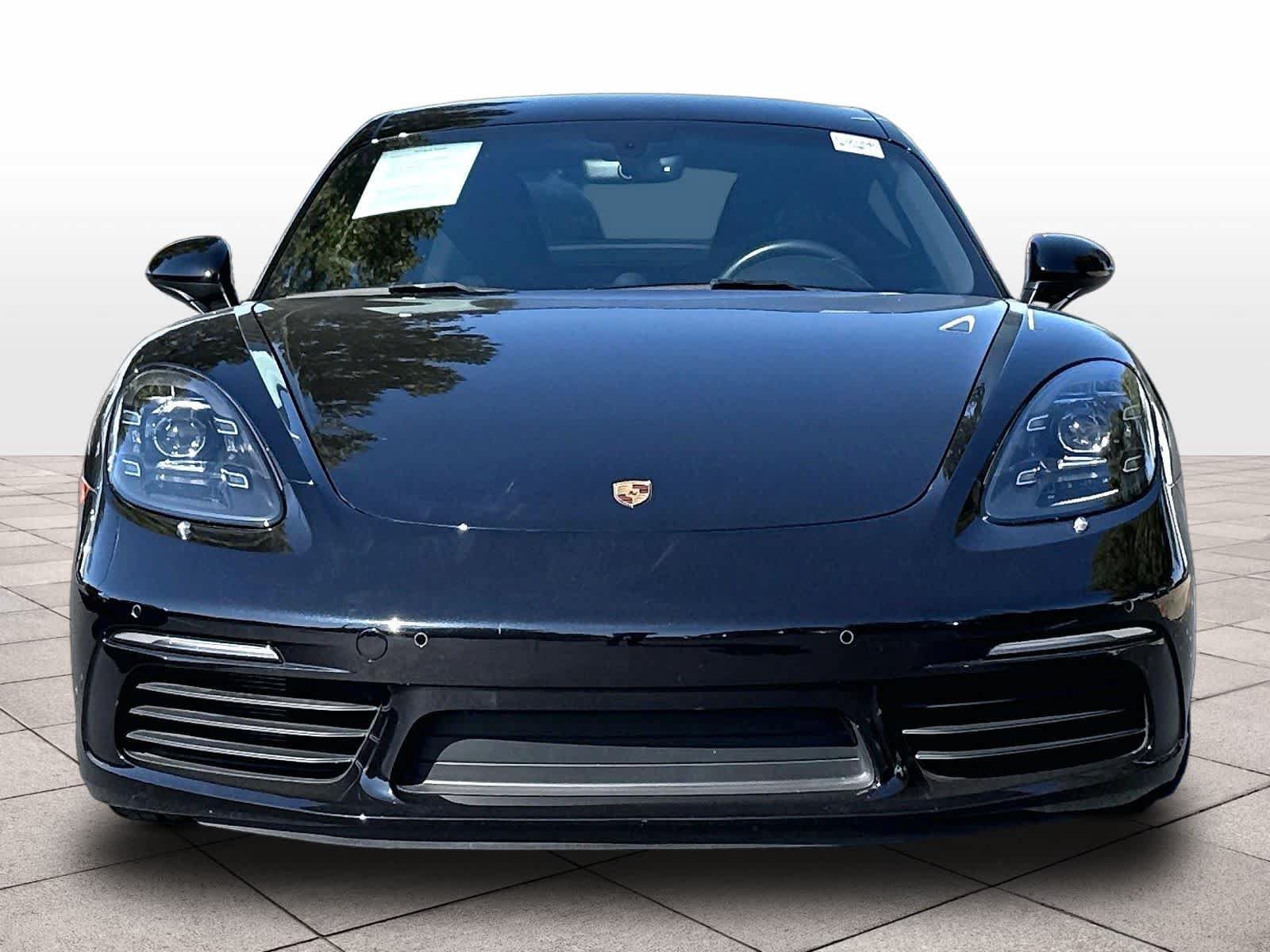 Used 2024 Porsche 718 Cayman RWD image 2