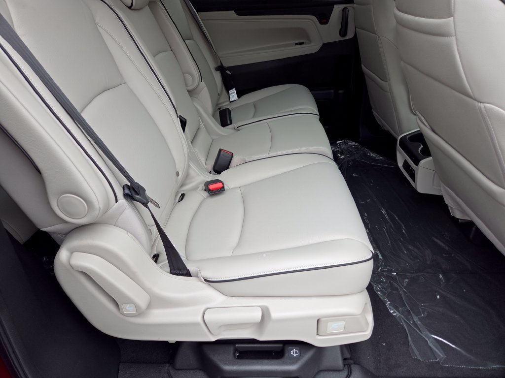 New 2027 Honda Odyssey Touring image 32