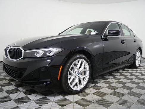 Used 2025 BMW 330i xDrive Sedan w/ Convenience Package AWD/4WD image 7