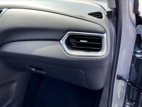 Used 2024 Chevrolet Equinox LT image 13