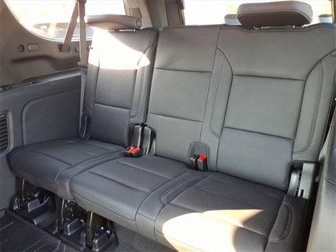 New 2026 Chevrolet Suburban LT w/ Comfort Package image 9