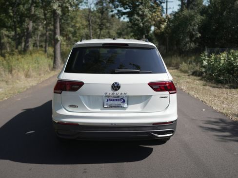 Used 2024 Volkswagen Tiguan S image 6