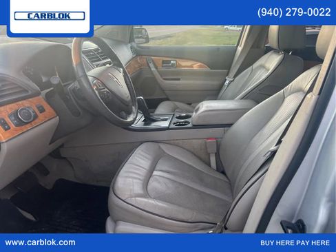 Used 2014 Lincoln MKX AWD w/ Equipment Group 102A image 9