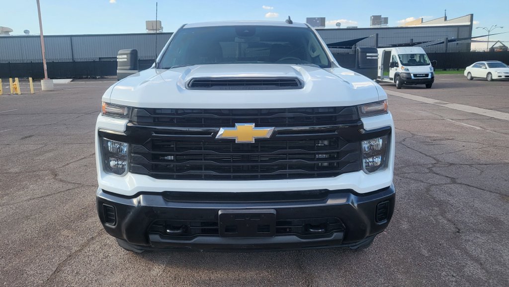 Used 2024 Chevrolet Silverado 2500 W/T w/ WT Convenience Package AWD/4WD image 3