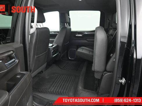 Used 2022 Chevrolet Silverado 1500 LTZ w/ Z71 Off-Road Package AWD/4WD image 32