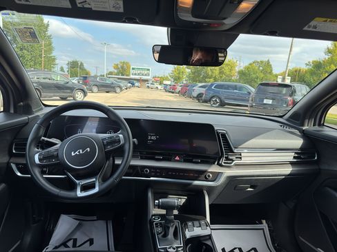 Used 2023 Kia Sportage X-Line image 13