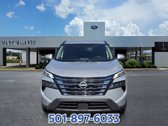 Used 2025 Nissan Rogue SV AWD/4WD image 8