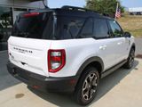 Used 2022 Ford Bronco Sport Outer Banks w/ Tech Package image 4