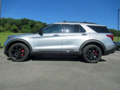 Used 2022 Ford Explorer ST w/ Equipment Group 401A image 2