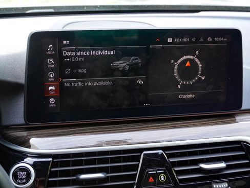 Used 2021 BMW 540i w/ Premium Package image 25