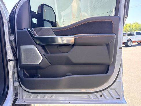 Used 2024 Ford F250 Platinum AWD/4WD image 44