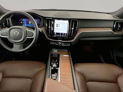 Used 2022 Volvo XC60 T8 Inscription Expression image 7