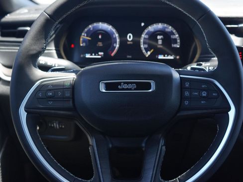 New 2026 Jeep Grand Cherokee L Limited AWD/4WD image 15