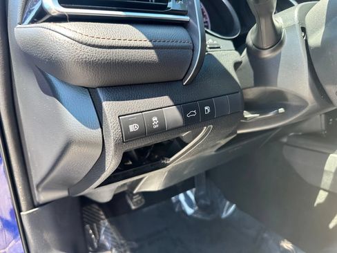 Used 2018 Toyota Camry LE FWD image 14
