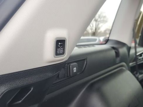 Certified 2023 Jeep Grand Cherokee Limited image 31