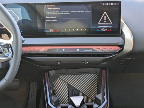 Used 2025 BMW X3 xDrive30i w/ Convenience Package image 18