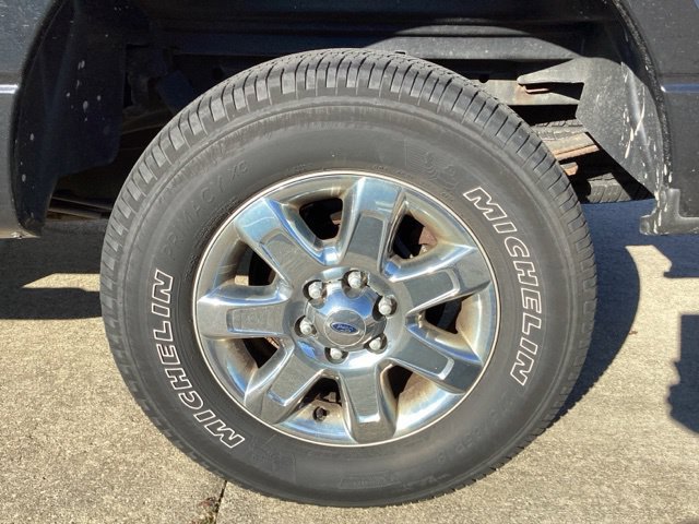 Used 2014 Ford F150 XLT w/ Equipment Group 302A Luxury AWD/4WD image 6