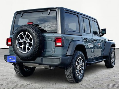 Used 2024 Jeep Wrangler Sport S image 2