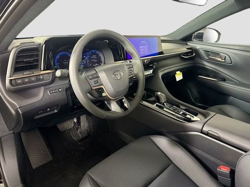 New 2026 Toyota Crown Signia AWD/4WD image 18
