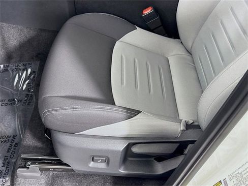 Certified 2025 Toyota Tacoma TRD Off-Road image 18