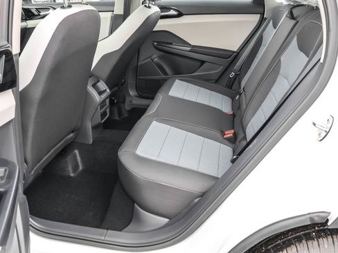 New 2026 Volkswagen Taos S AWD/4WD image 33
