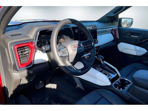 New 2026 GMC Canyon AT4X image 7