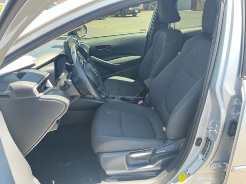 Used 2022 Toyota Corolla LE w/ Carpet Mat Package (TMS) FWD image 14