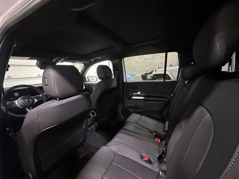 New 2026 Mercedes-Benz GLB 250 4MATIC image 13
