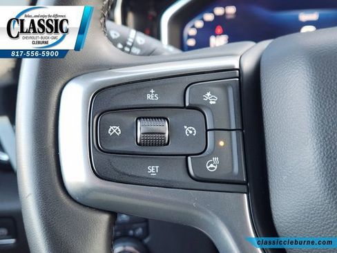 Used 2025 Chevrolet Silverado 2500 LT w/ Convenience Package image 75