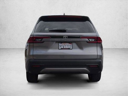 Used 2025 Toyota Grand Highlander AWD Hybrid image 7