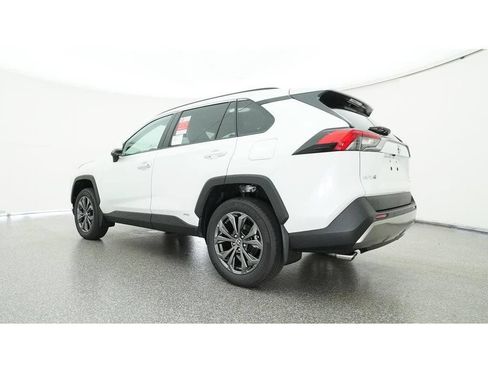 Used 2024 Toyota RAV4 Limited w/ Advanced Technology Package AWD/4WD image 27