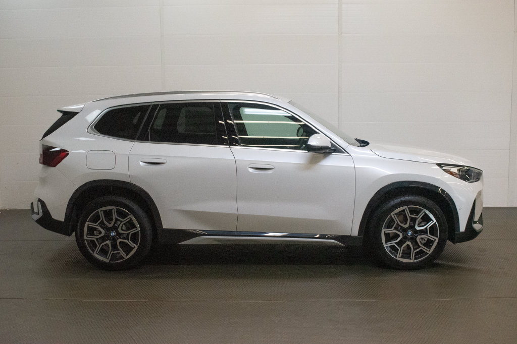 New 2027 BMW X1 xDrive28i AWD/4WD image 3