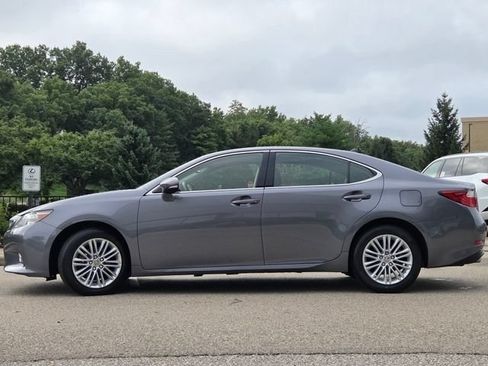 Used 2014 Lexus ES 350 w/ Luxury Package FWD image 23