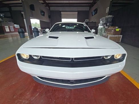 Used 2018 Dodge Challenger SXT Plus image 3