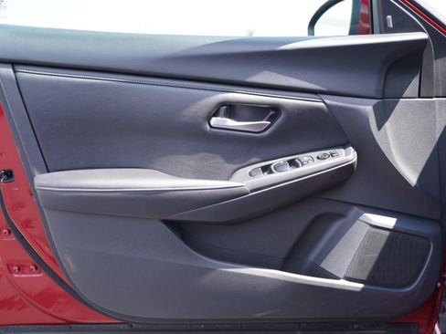Used 2023 Nissan Sentra SV FWD image 15