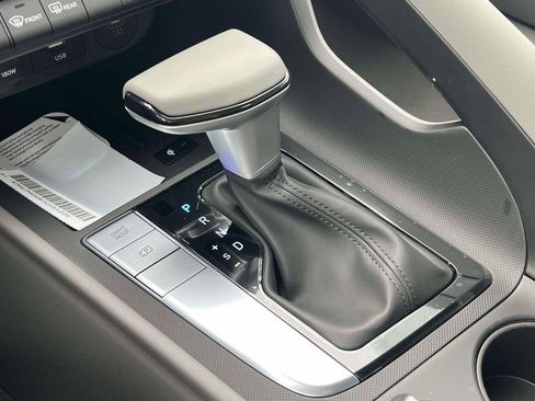 New 2026 Hyundai Elantra Sport FWD image 14