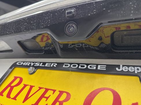 New 2025 Jeep Wagoneer 4WD w/ Convenience Group I image 6