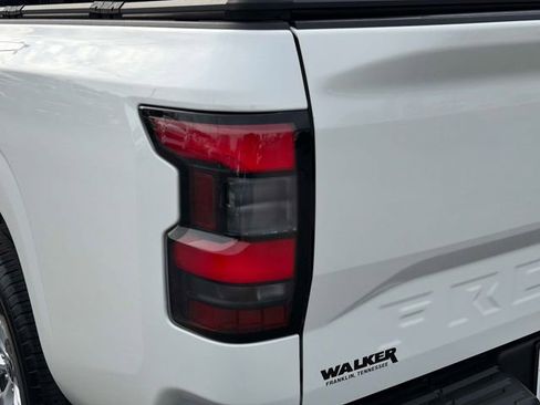 Used 2025 Nissan Frontier S image 10