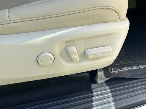 Used 2020 Lexus GX 460 Premium AWD/4WD image 65