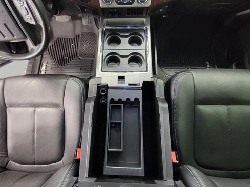 Used 2016 Ford F250 Lariat w/ Chrome Package AWD/4WD image 17