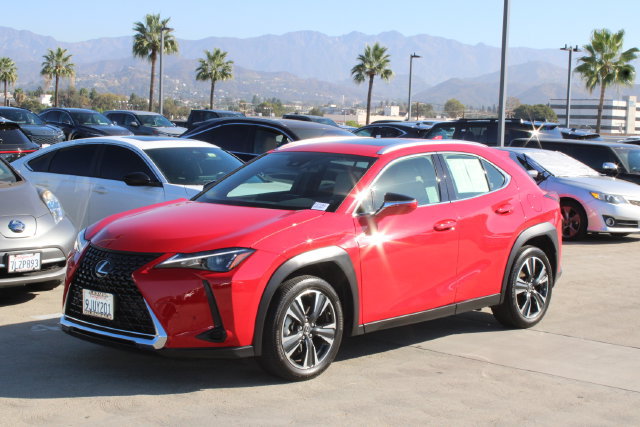 Used 2024 Lexus UX 250h FWD image 3