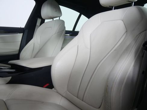 Certified 2023 BMW 530i w/ M Sport Package RWD image 9
