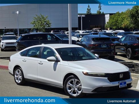 New 2025 Honda Accord LX image 1