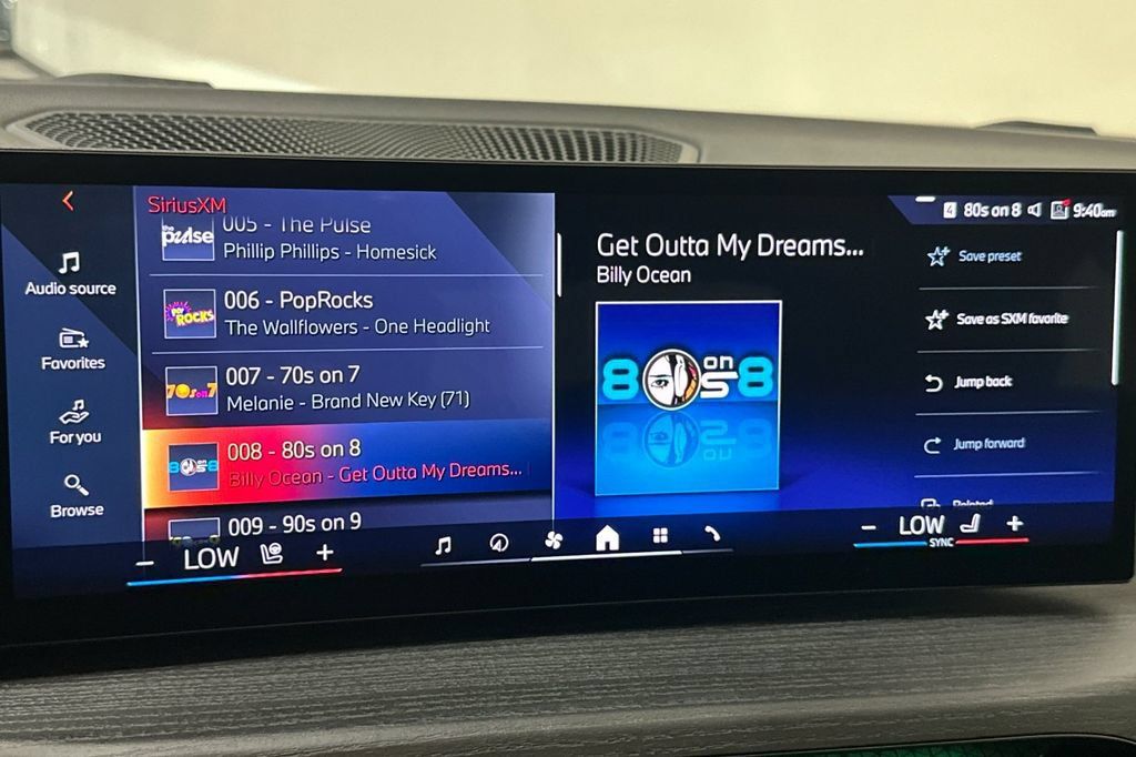Used 2025 BMW 430i xDrive Coupe w/ Premium Package AWD/4WD image 21