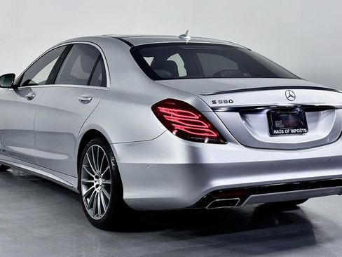 Used 2015 Mercedes-Benz S 550 Sedan image 11