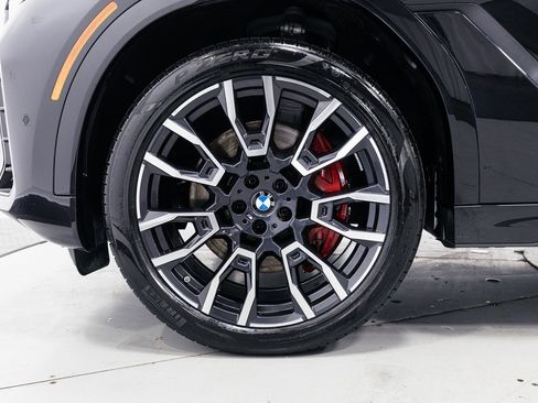 Used 2024 BMW X6 xDrive40i w/ Executive Package image 36