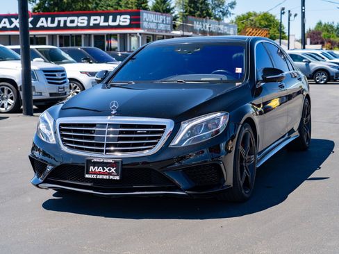 Used 2016 Mercedes-Benz S 63 AMG 4MATIC Sedan w/ Driver Assistance Package image 4